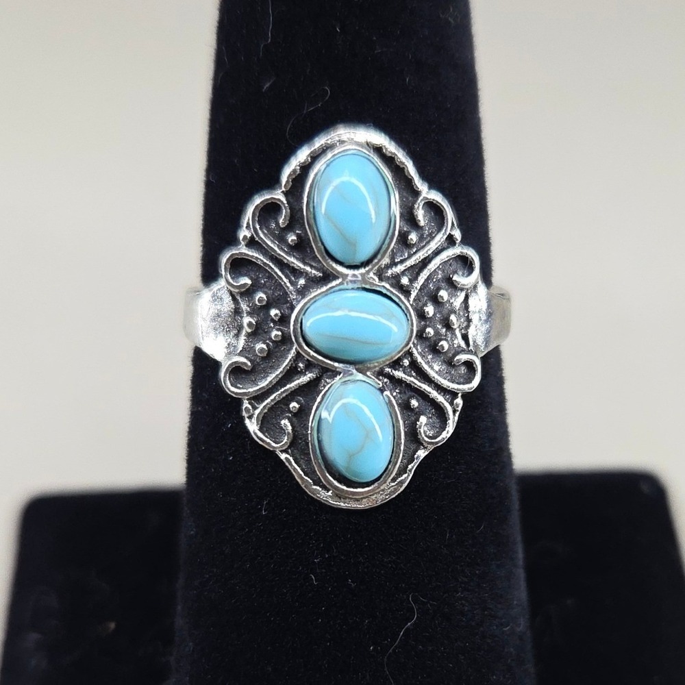 Vintage Southwestern Style Silver Tone Faux Turquoise Statement Ring Size 7.5